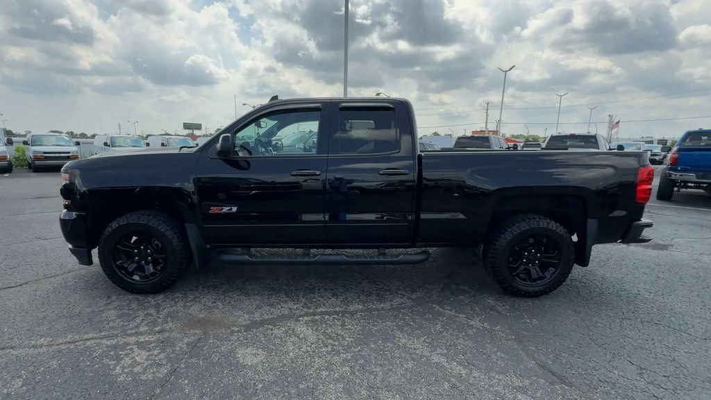 Used 2019 Chevrolet Silverado 1500 LT w/ All Star Edition AWD/4WD image 5
