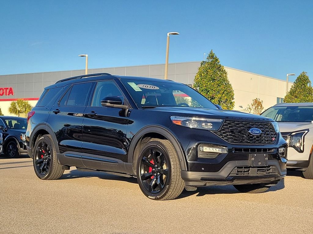 Used 2020 Ford Explorer ST w/ ST Street Pack image 3