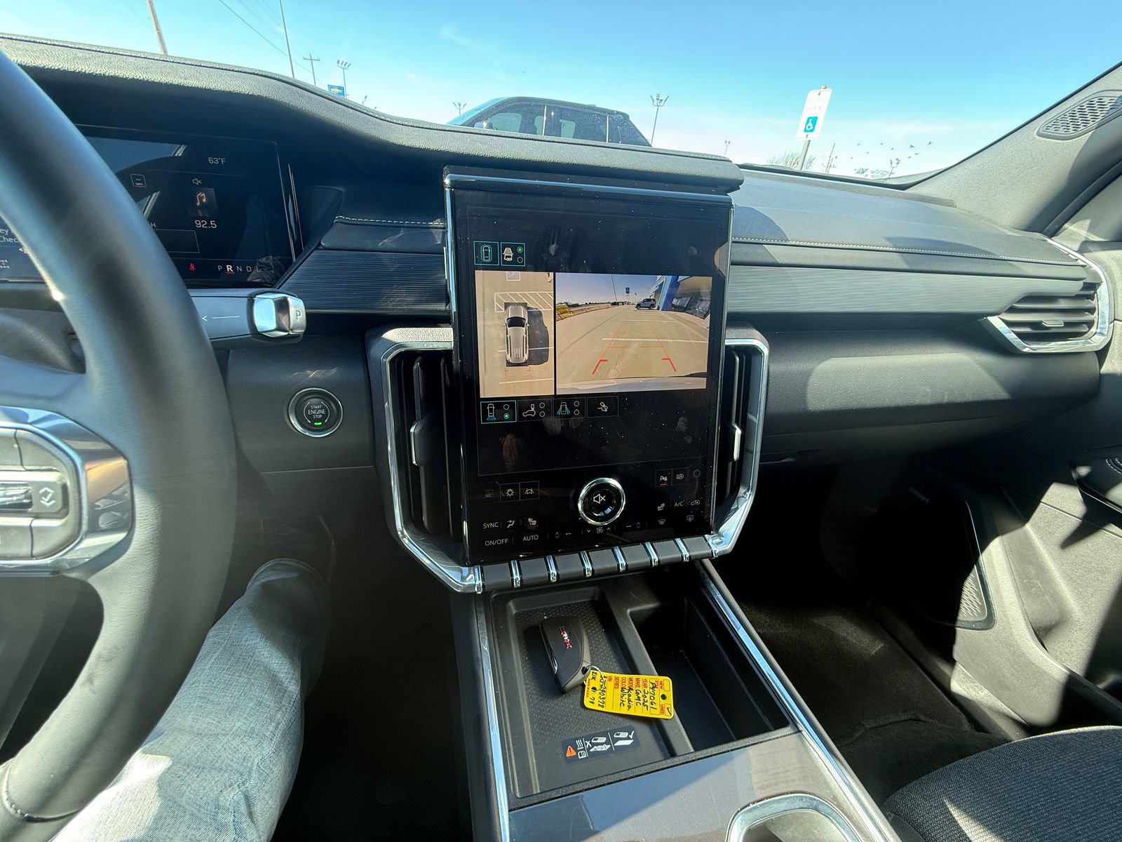 Used 2025 GMC Acadia Elevation image 14