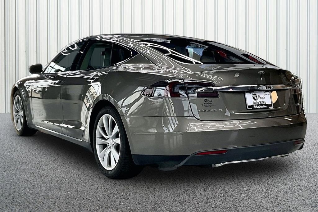 Used 2015 Tesla Model S 90D image 4