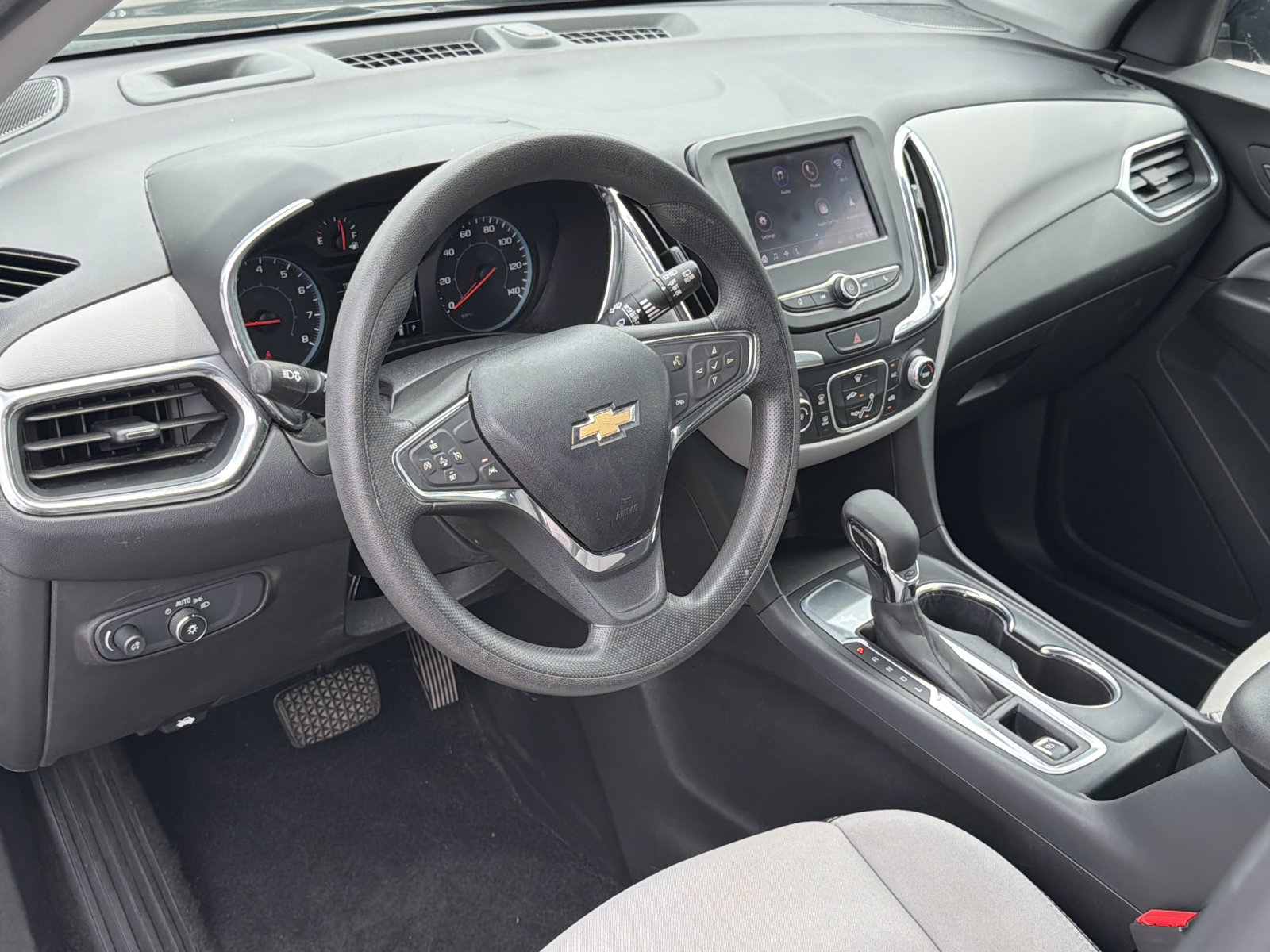 Used 2020 Chevrolet Equinox LS FWD image 22