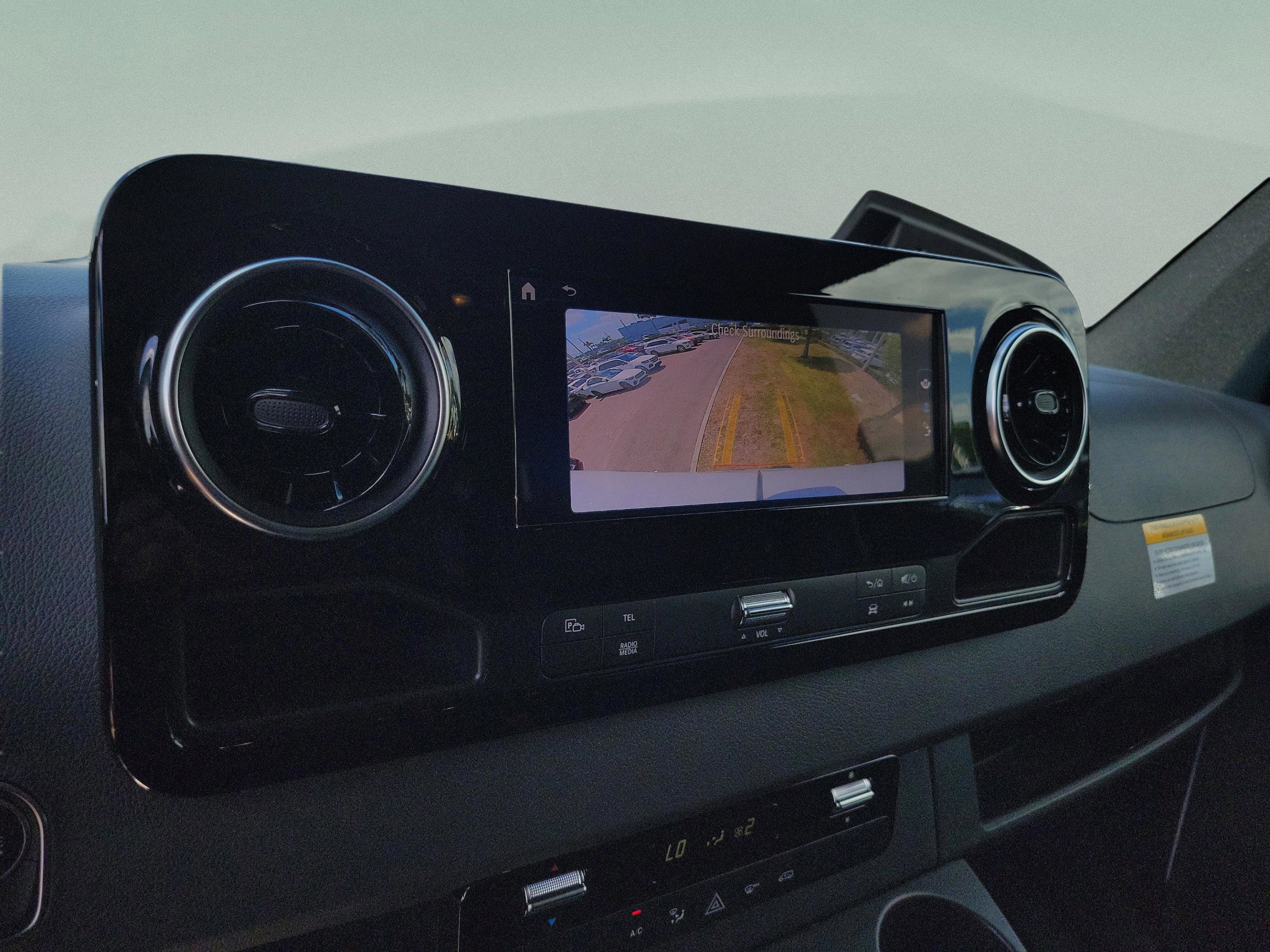 Used 2025 Mercedes-Benz Sprinter 2500 image 23