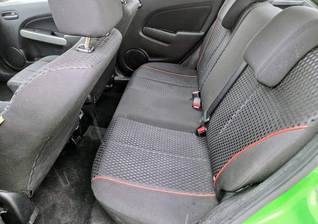 Used 2011 MAZDA MAZDA2 Sport FWD image 12