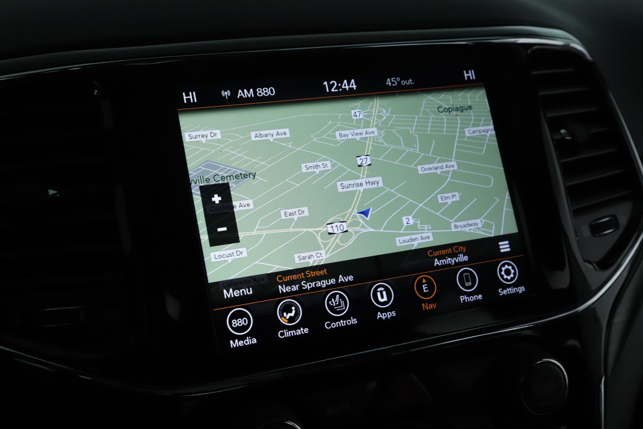 Used 2021 Jeep Grand Cherokee Laredo X image 13