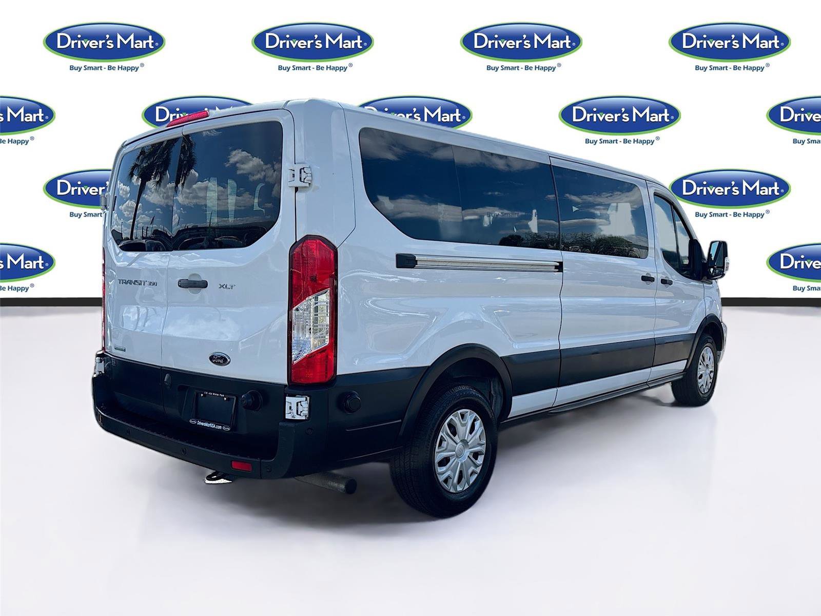 Used 2024 Ford Transit 350 XLT image 6