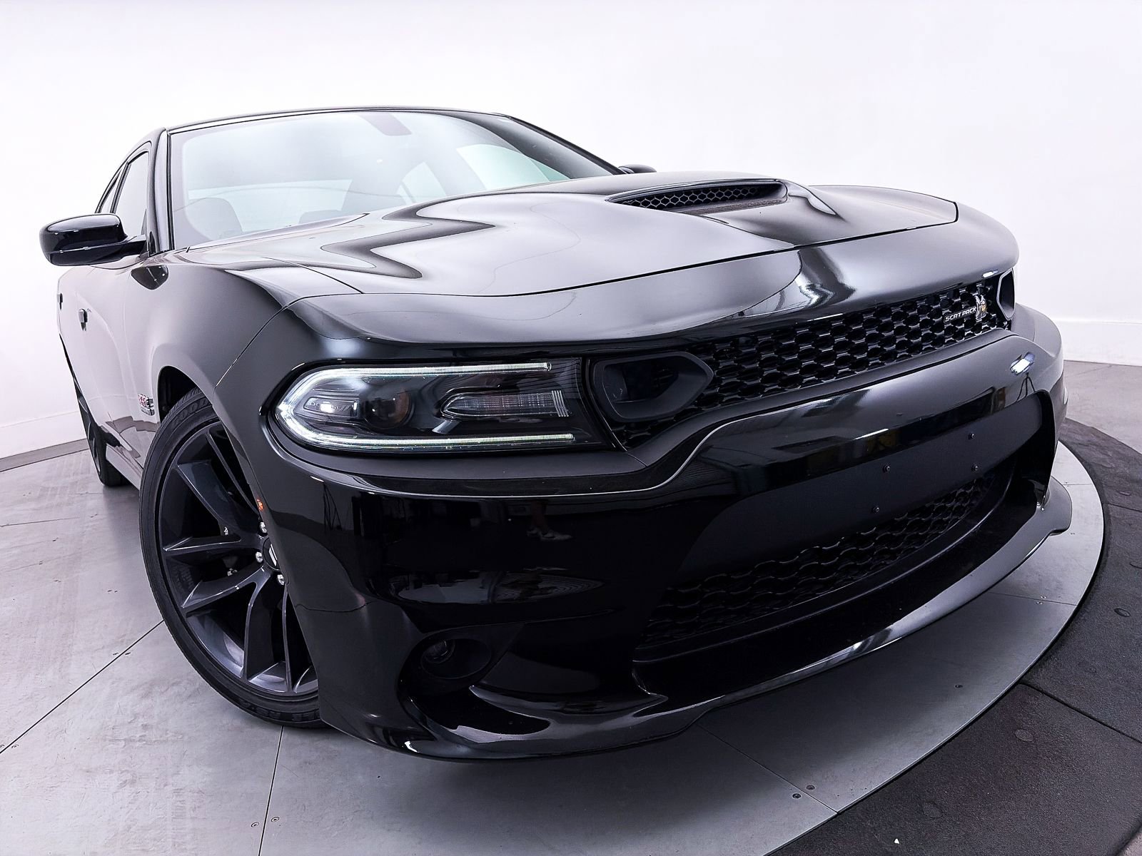 Used 2019 Dodge Charger Scat Pack image 8