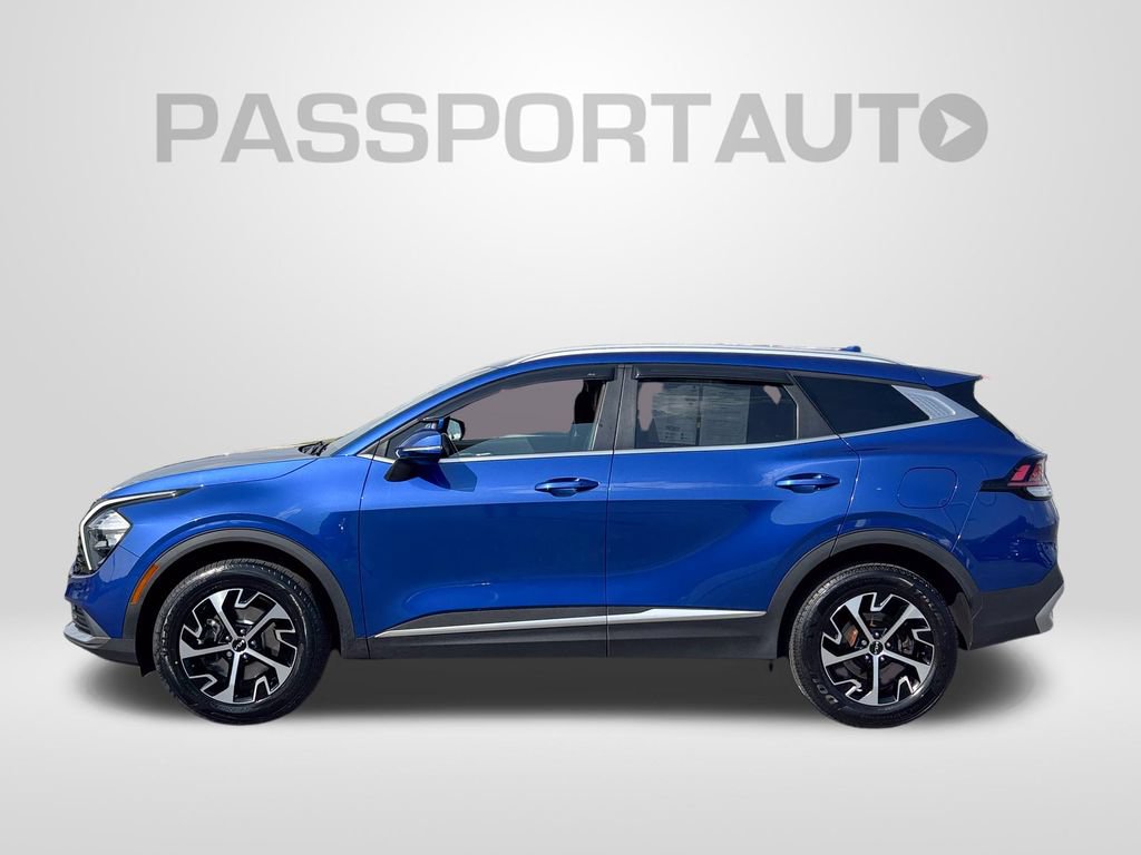 Used 2023 Kia Sportage EX AWD/4WD image 2