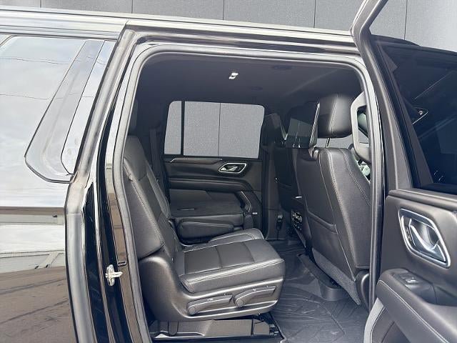 Used 2021 Chevrolet Suburban Z71 w/ Z71 Off-Road Package AWD/4WD image 41