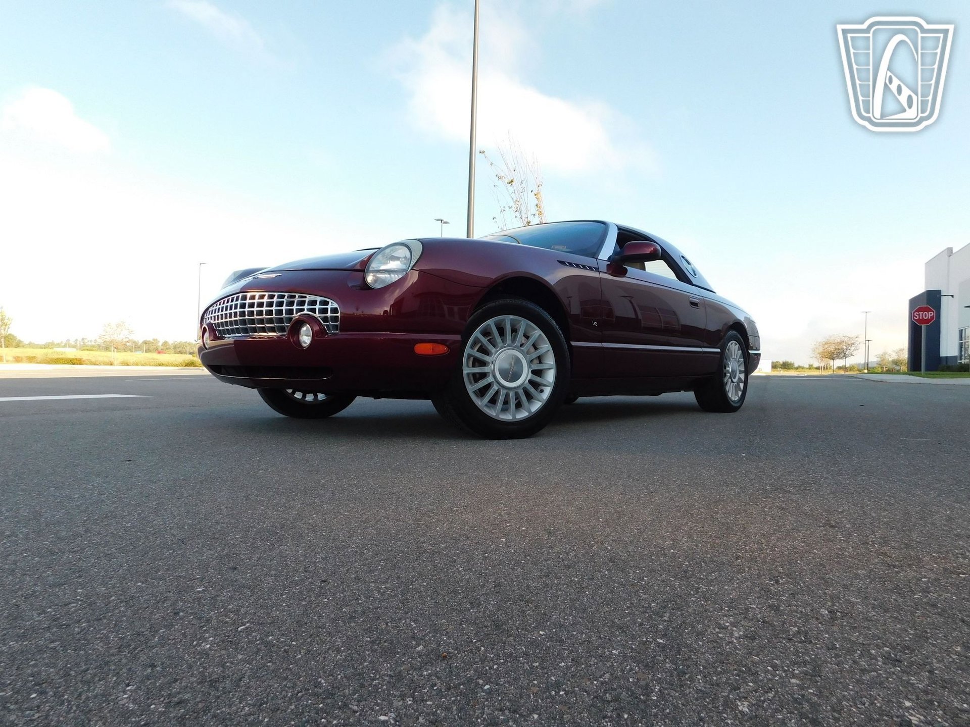 Used 2004 Ford Thunderbird RWD image 24