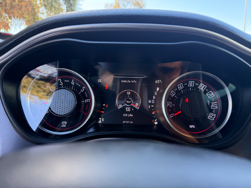 Used 2019 Dodge Challenger SXT RWD image 16