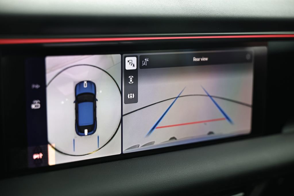 New 2026 Porsche Macan 4 Electric AWD/4WD image 40