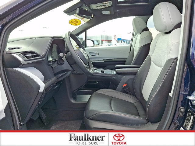 Certified 2025 Toyota Sienna XSE w/ XSE Plus Package AWD/4WD image 13