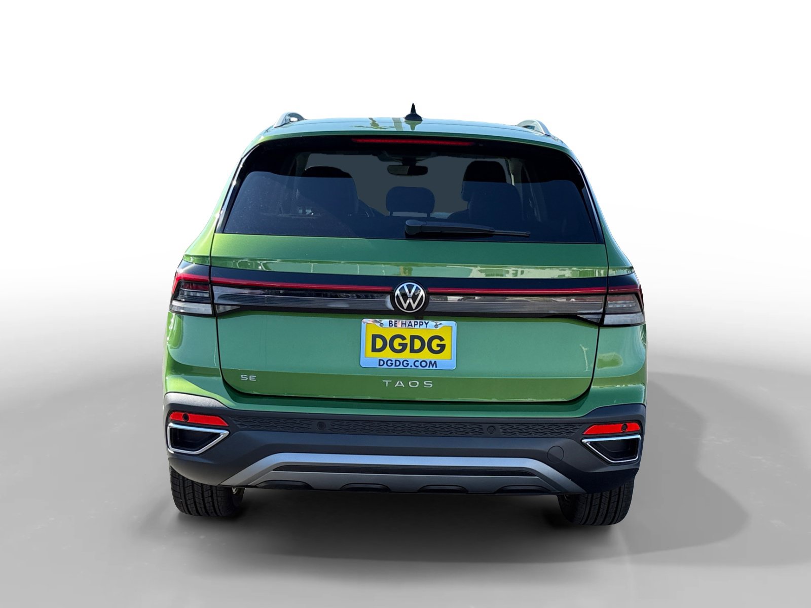 New 2027 Volkswagen Taos SE FWD image 4