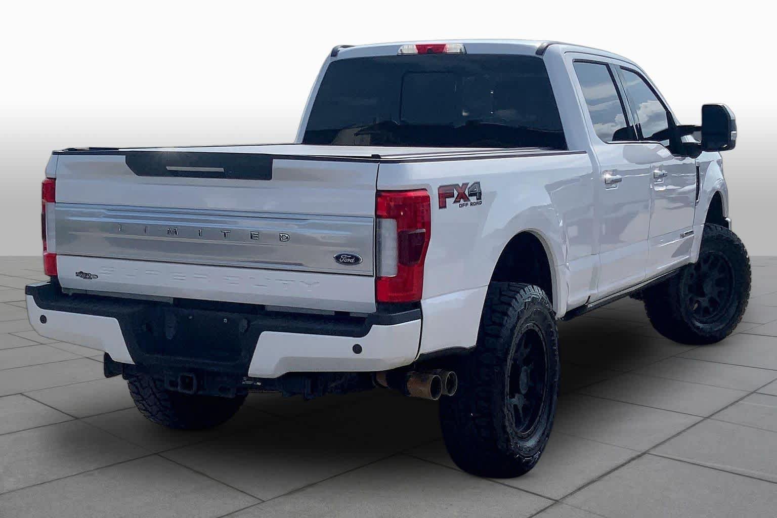 Used 2019 Ford F250 Limited w/ FX4 Off-Road Package AWD/4WD image 13