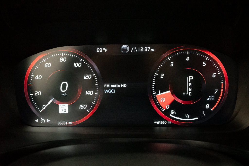 Used 2021 Volvo S60 T5 Momentum AWD/4WD image 15