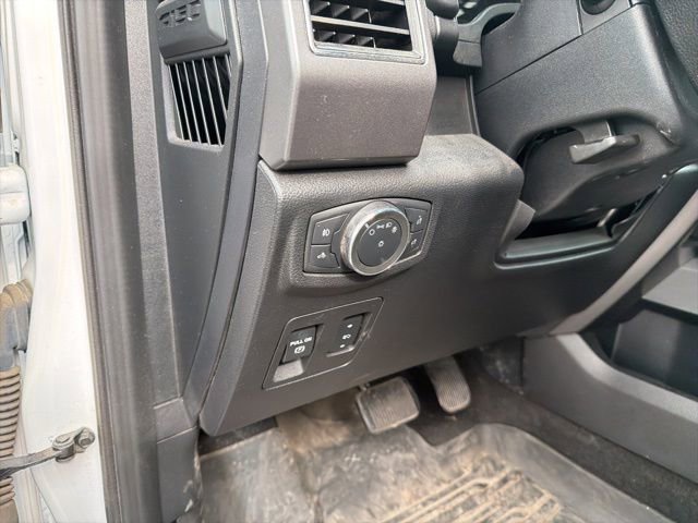 Used 2020 Ford F150 XLT w/ Equipment Group 302A Luxury AWD/4WD image 15