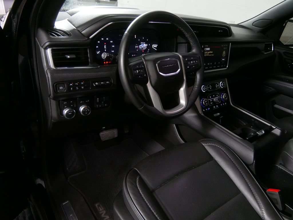 Used 2023 GMC Yukon XL Denali w/ Max Trailering Package AWD/4WD image 13