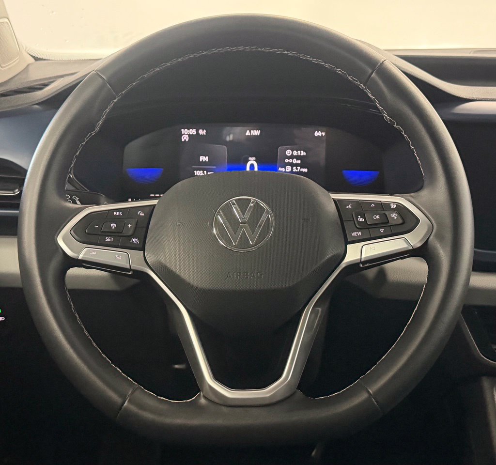 Used 2023 Volkswagen Taos SE AWD/4WD image 16