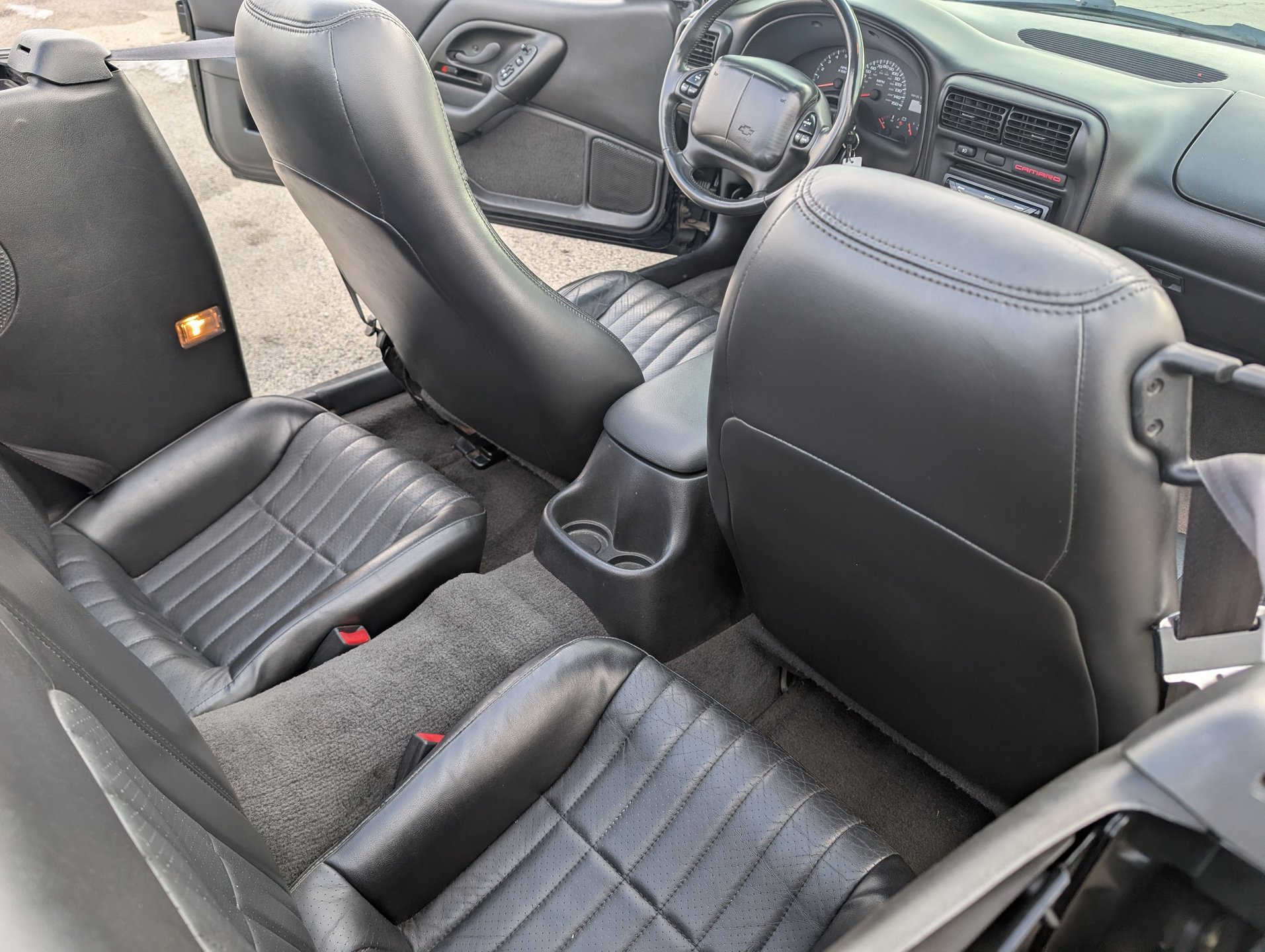 Used 2001 Chevrolet Camaro Z28 w/ SS Performance/Appearance Pkg image 79