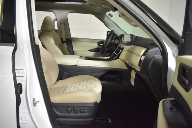 New 2026 Nissan Armada Platinum AWD/4WD image 42
