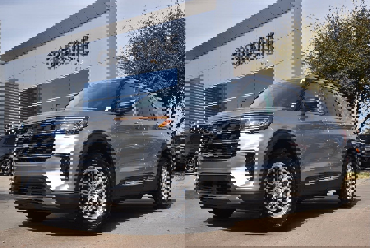 Certified 2025 Ford Explorer Active w/ Active Comfort Package image 1