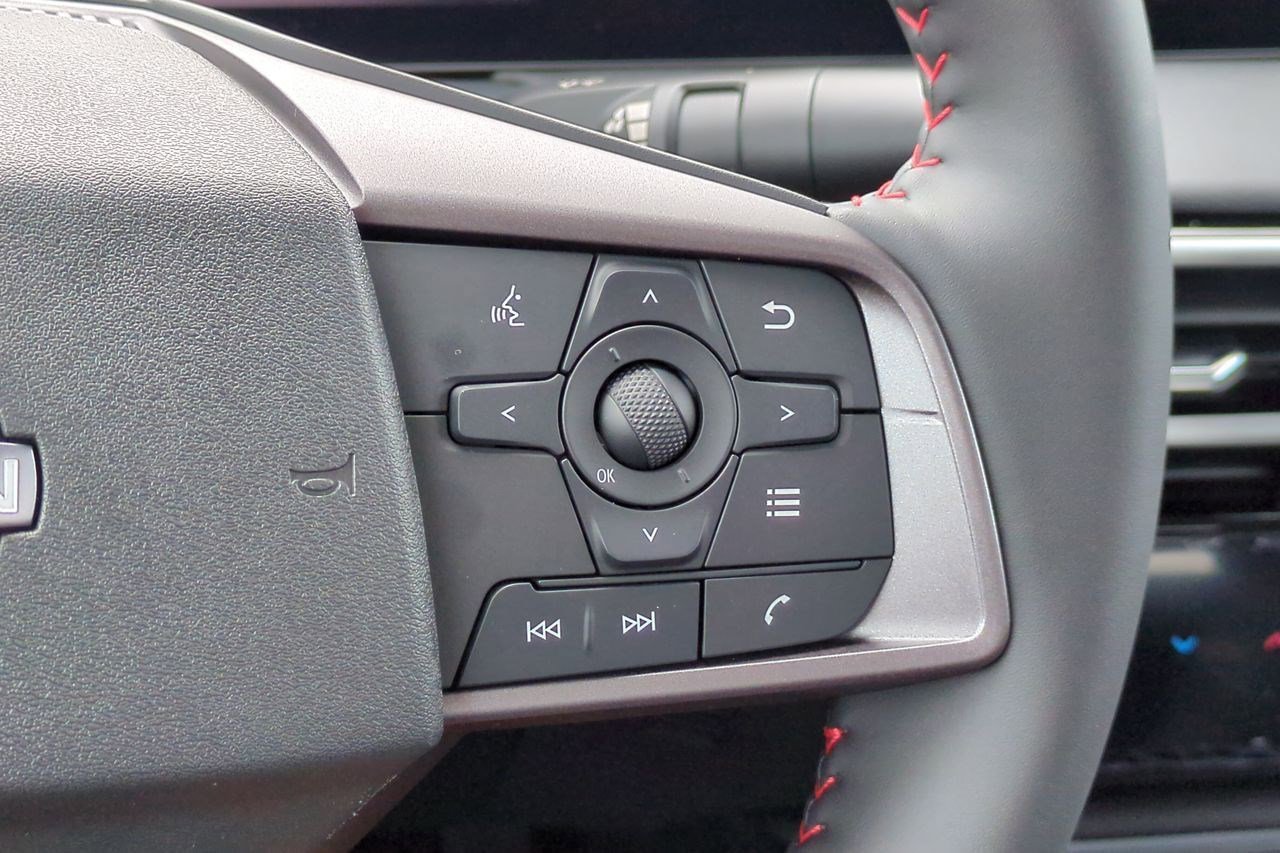 New 2026 Nissan Sentra SR w/ Floor Mat Package FWD image 19