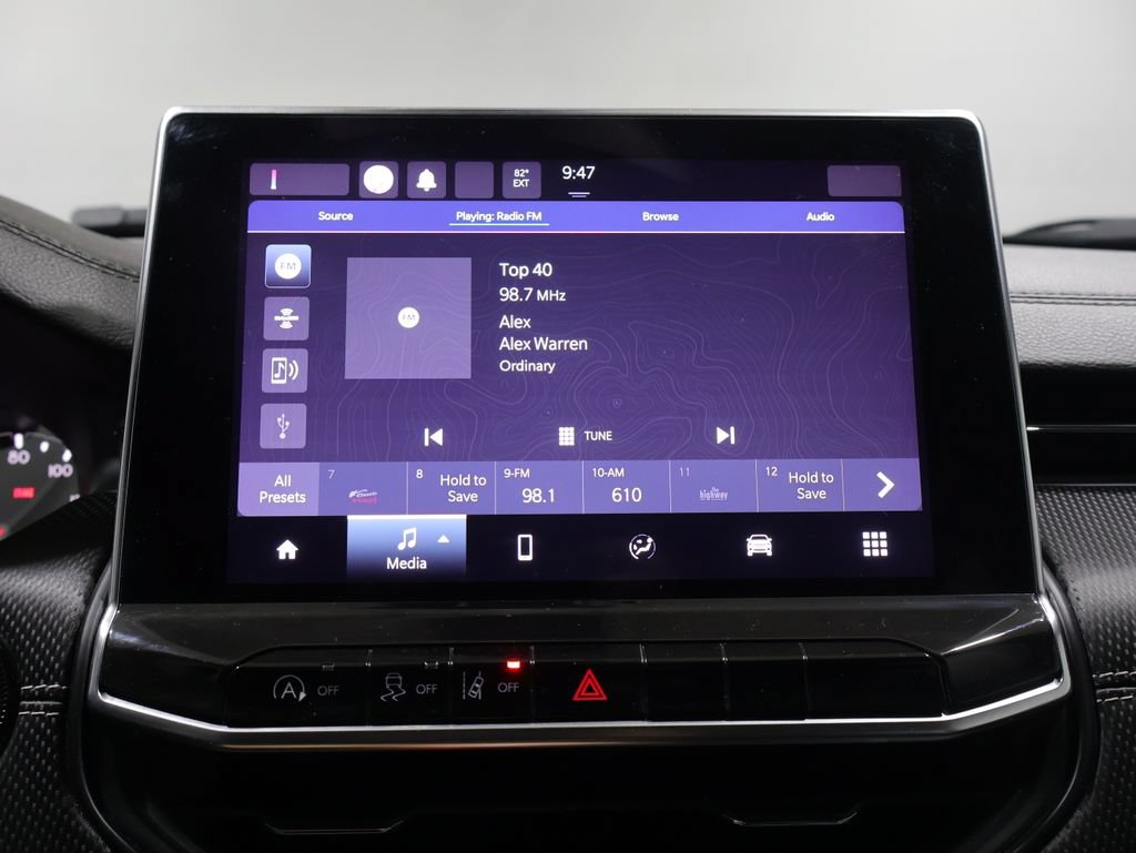 Certified 2023 Jeep Compass Latitude AWD/4WD image 29
