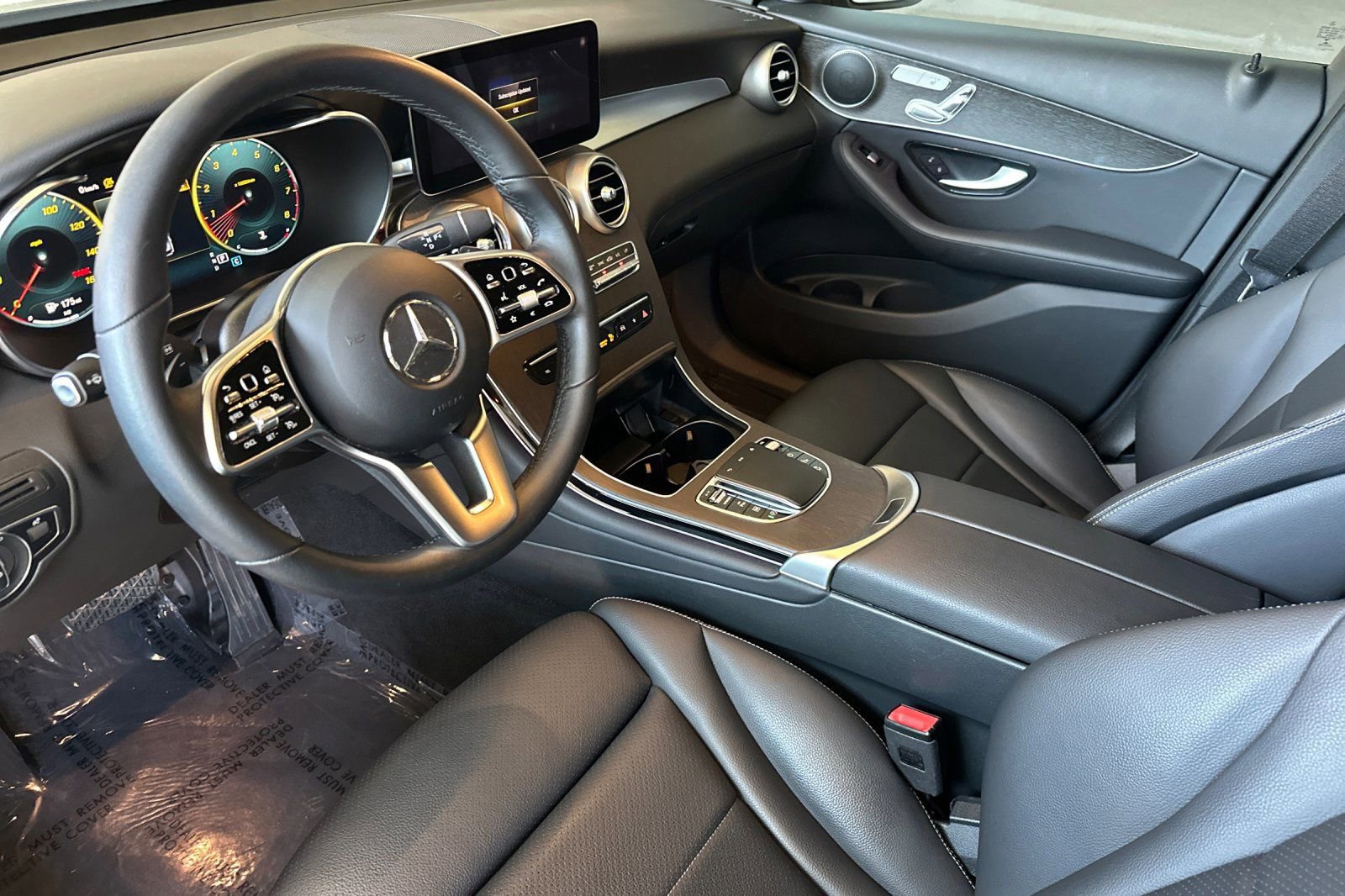 Certified 2022 Mercedes-Benz GLC 300 4MATIC image 11
