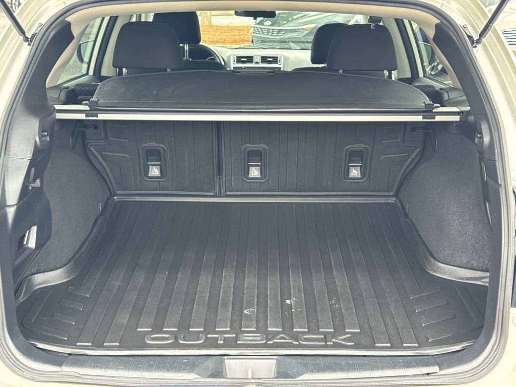 Used 2018 Subaru Outback 2.5i Premium AWD/4WD image 20
