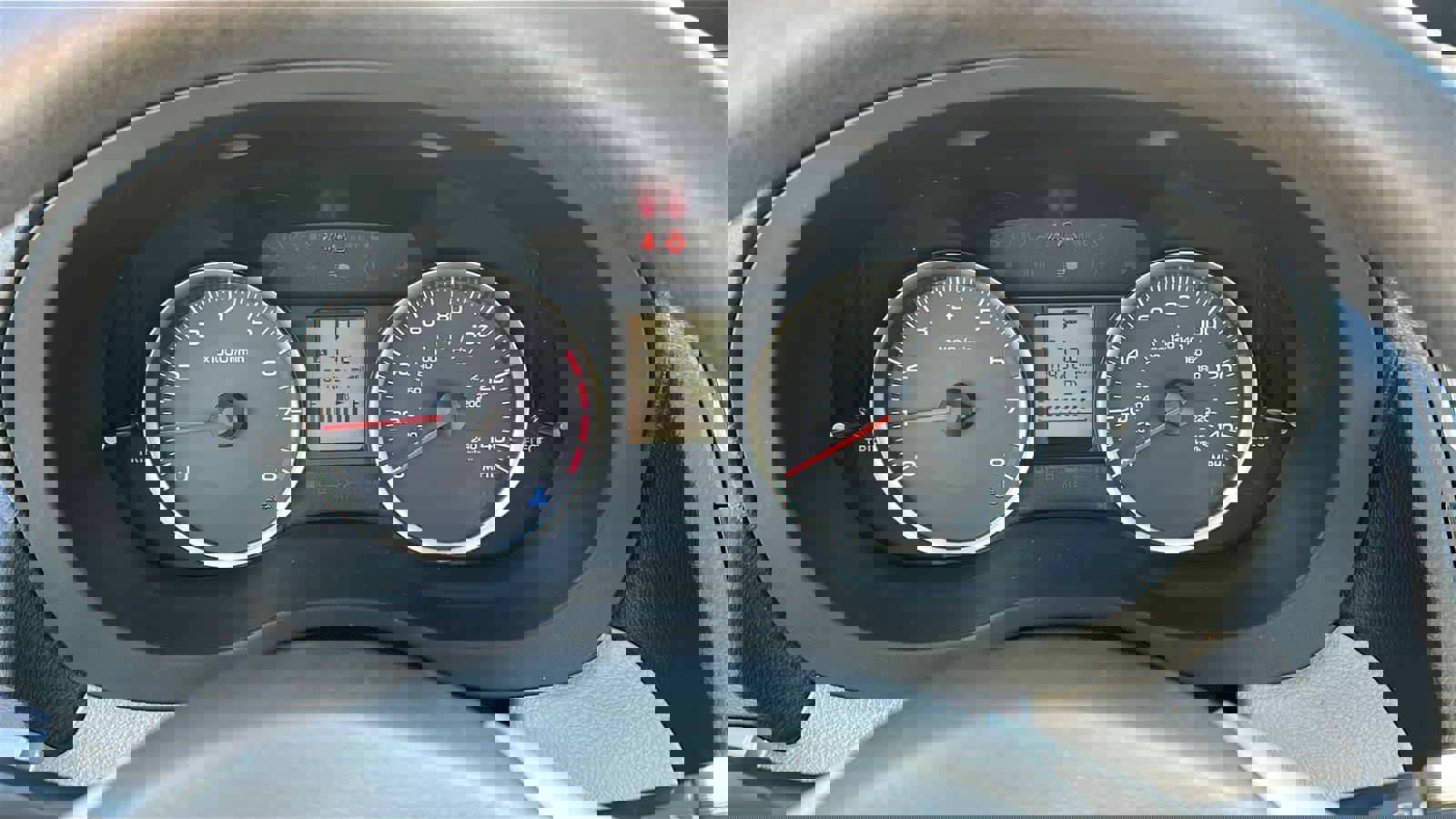 Used 2016 Subaru Forester 2.5i Premium w/ All-Weather Package image 15