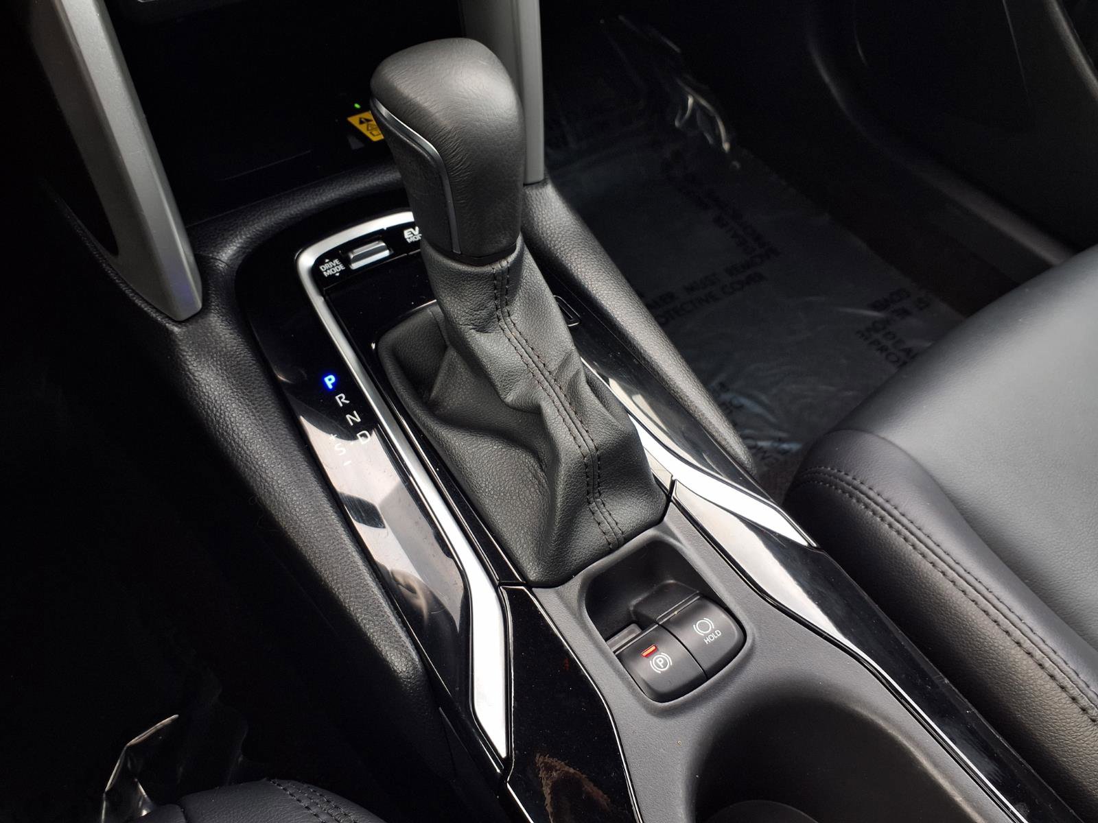 Used 2023 Toyota Corolla Cross XSE w/ Convenience Package AWD/4WD image 14