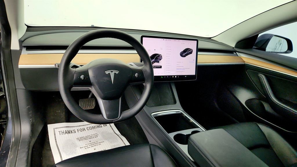 Used 2023 Tesla Model 3 Standard Range RWD image 12