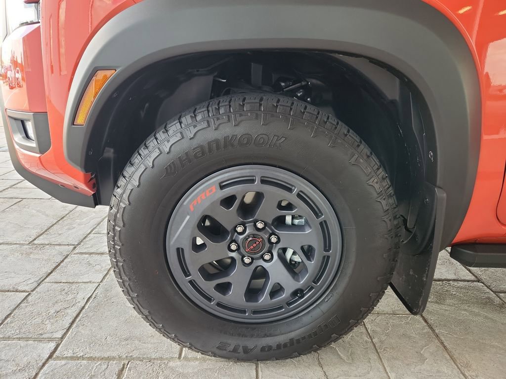 Certified 2025 Nissan Frontier PRO-4X w/ Pro Premium Package image 32