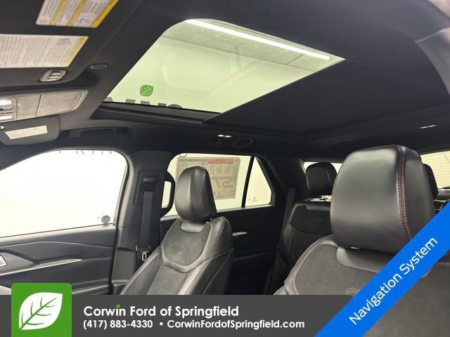 New 2026 Ford Explorer ST w/ Sun And Sound Package image 13
