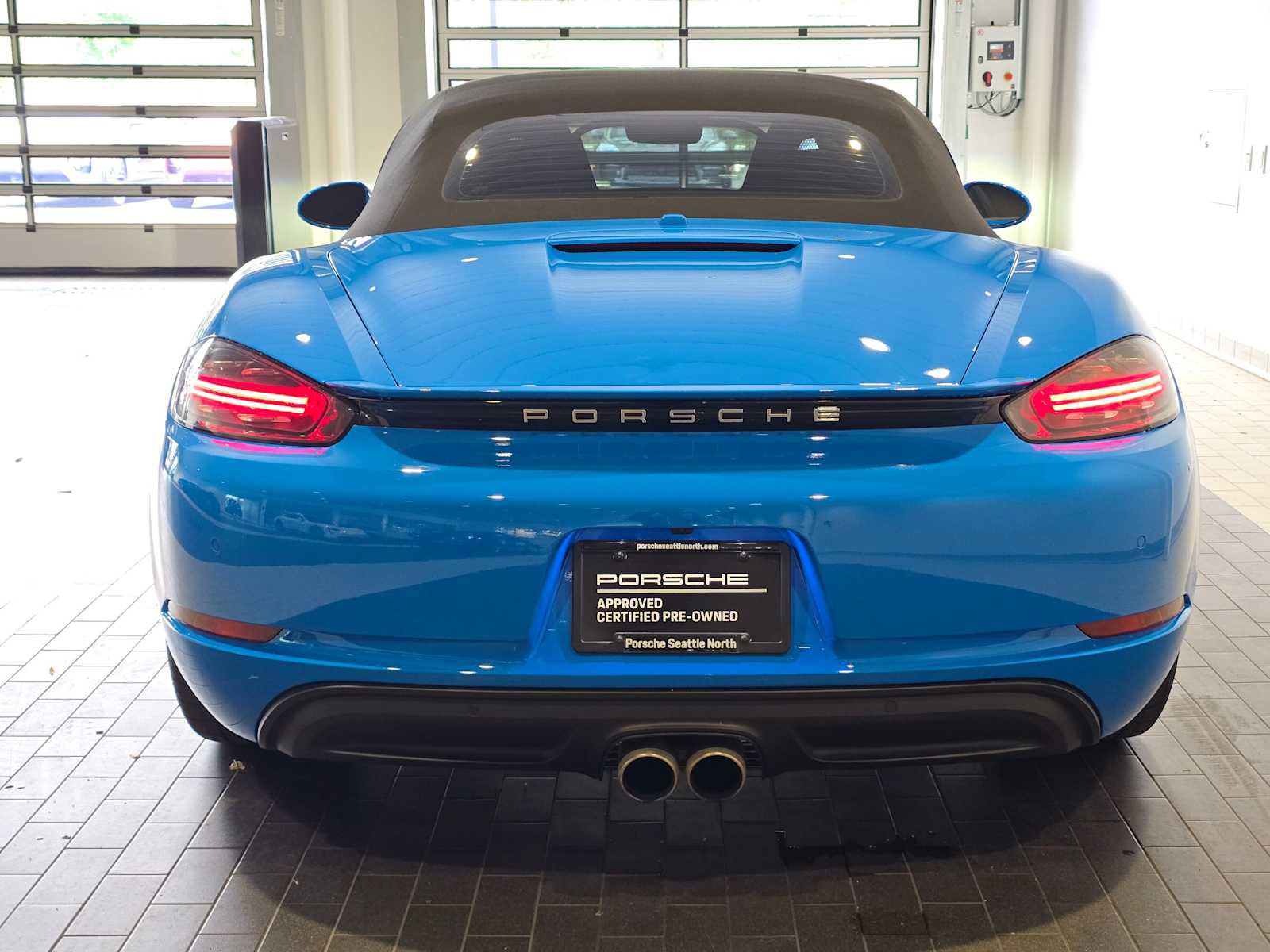 Used 2025 Porsche 718 Boxster S RWD image 6