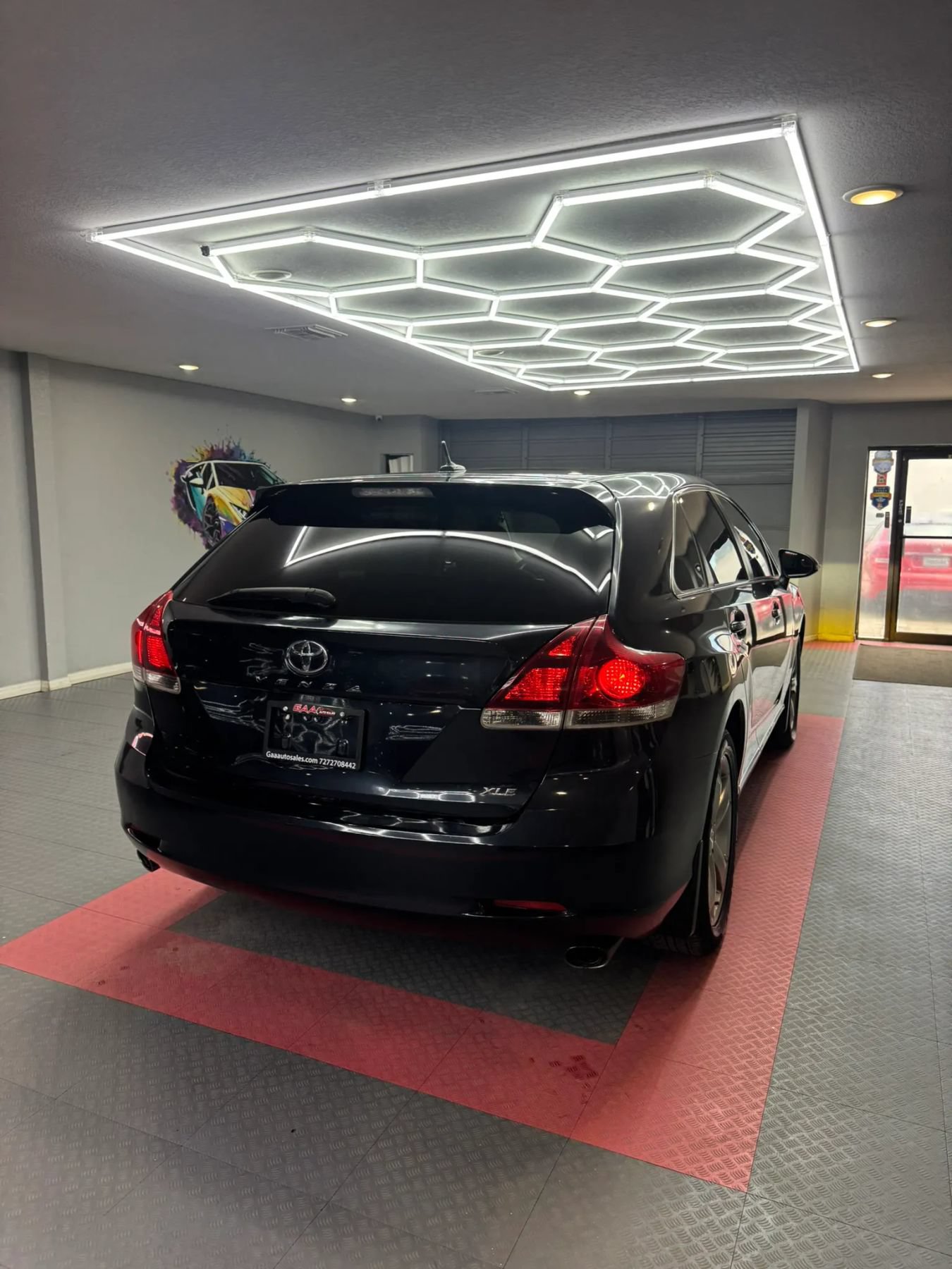Used 2015 Toyota Venza XLE FWD image 7