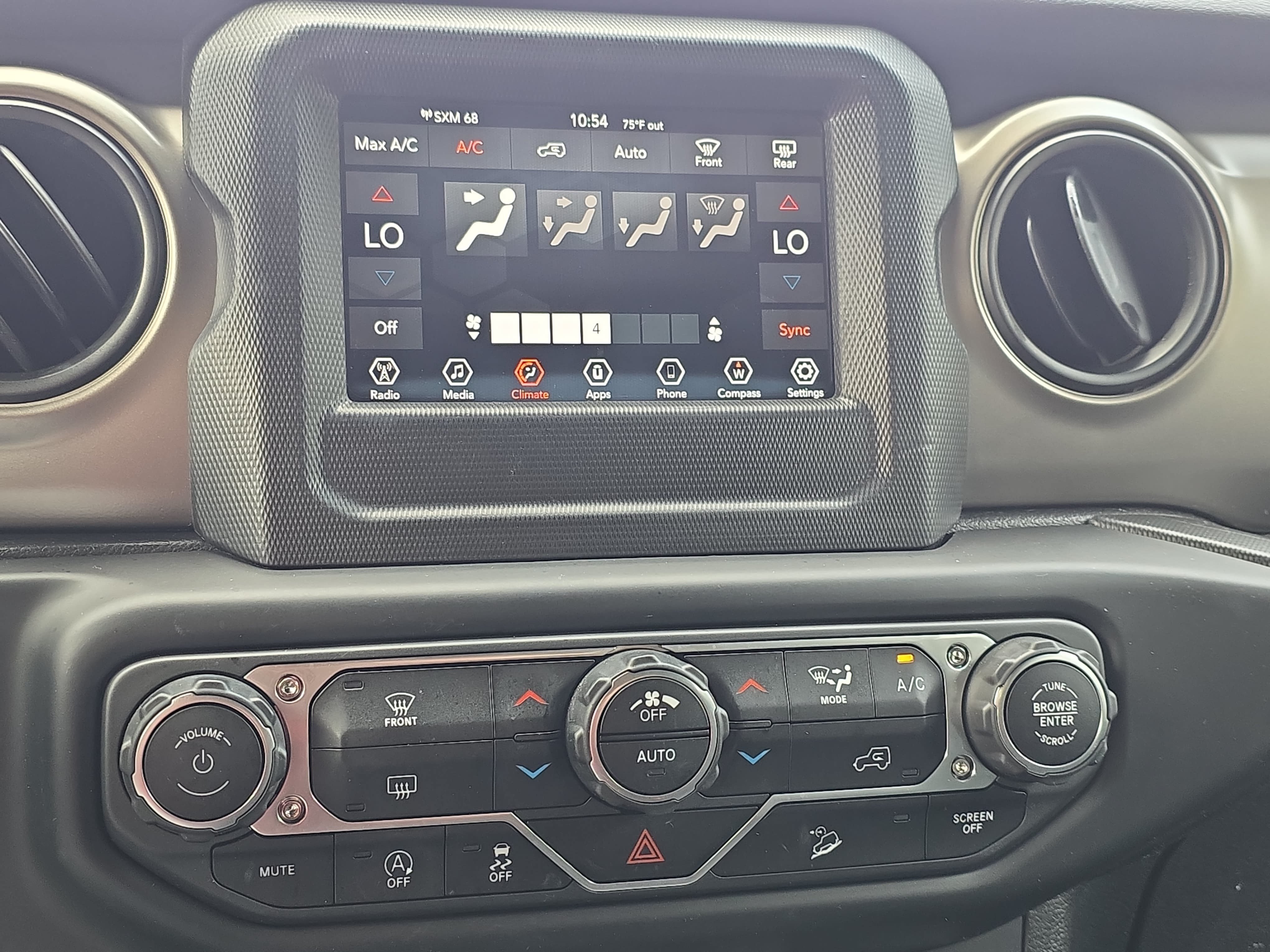 Used 2018 Jeep Wrangler Sport AWD/4WD image 22