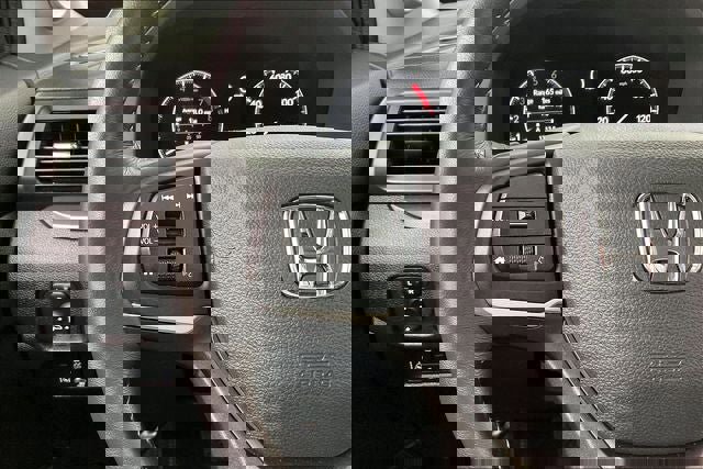 Certified 2025 Honda Ridgeline RTL image 23