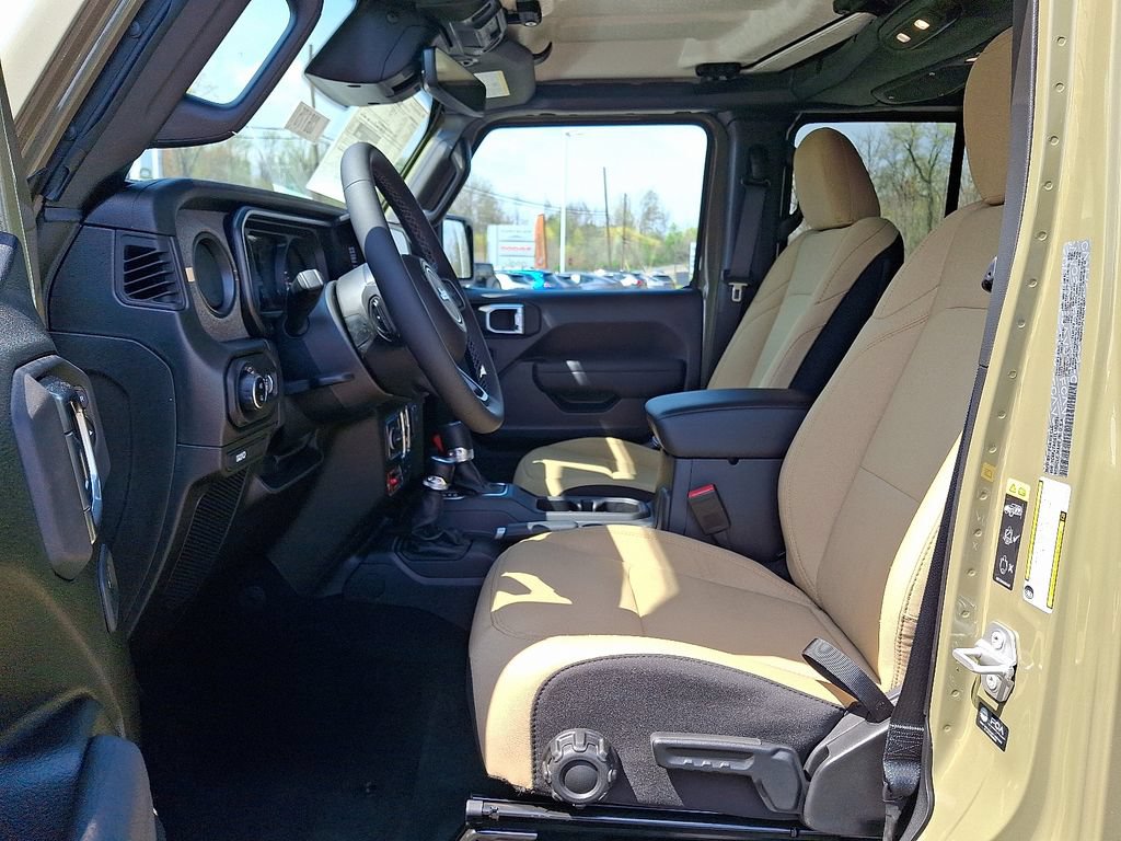 New 2026 Jeep Gladiator Willys AWD/4WD image 10