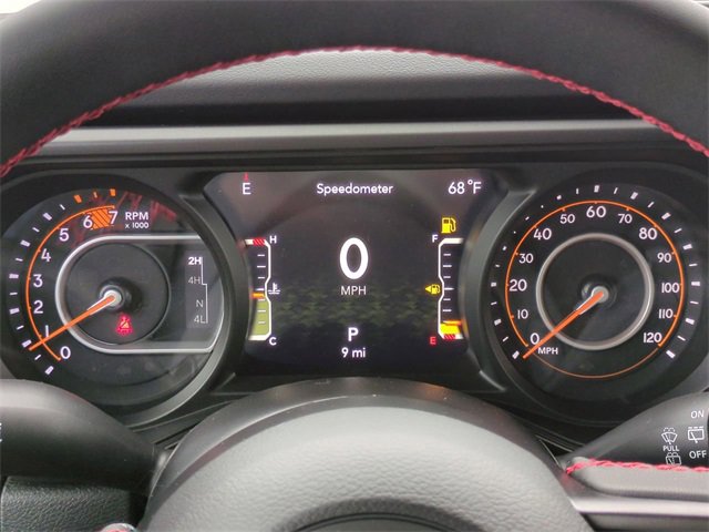 Used 2024 Jeep Wrangler Unlimited Rubicon w/ Technology Group image 27