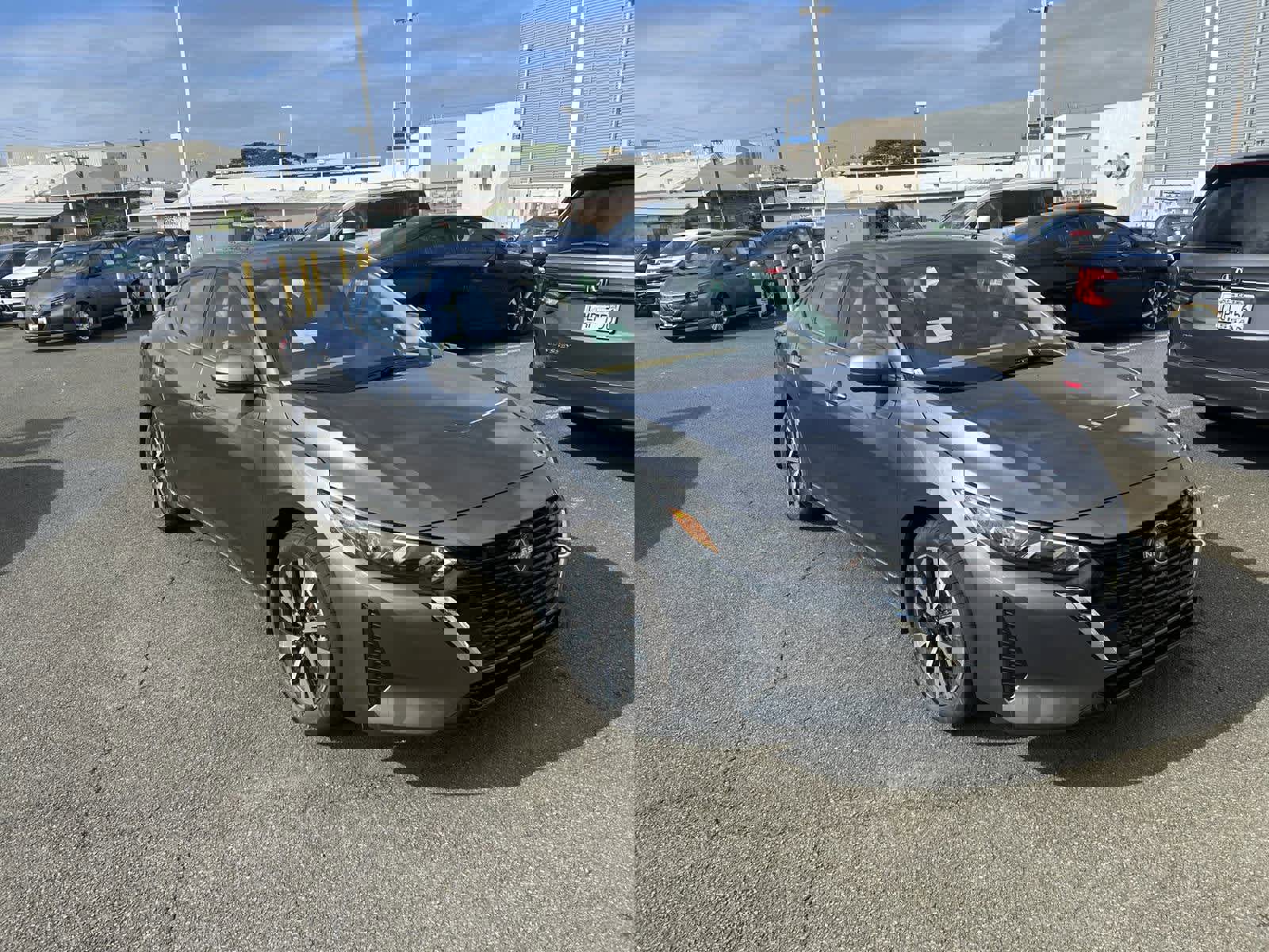 New 2025 Nissan Sentra SV w/ SV Premium Package image 2