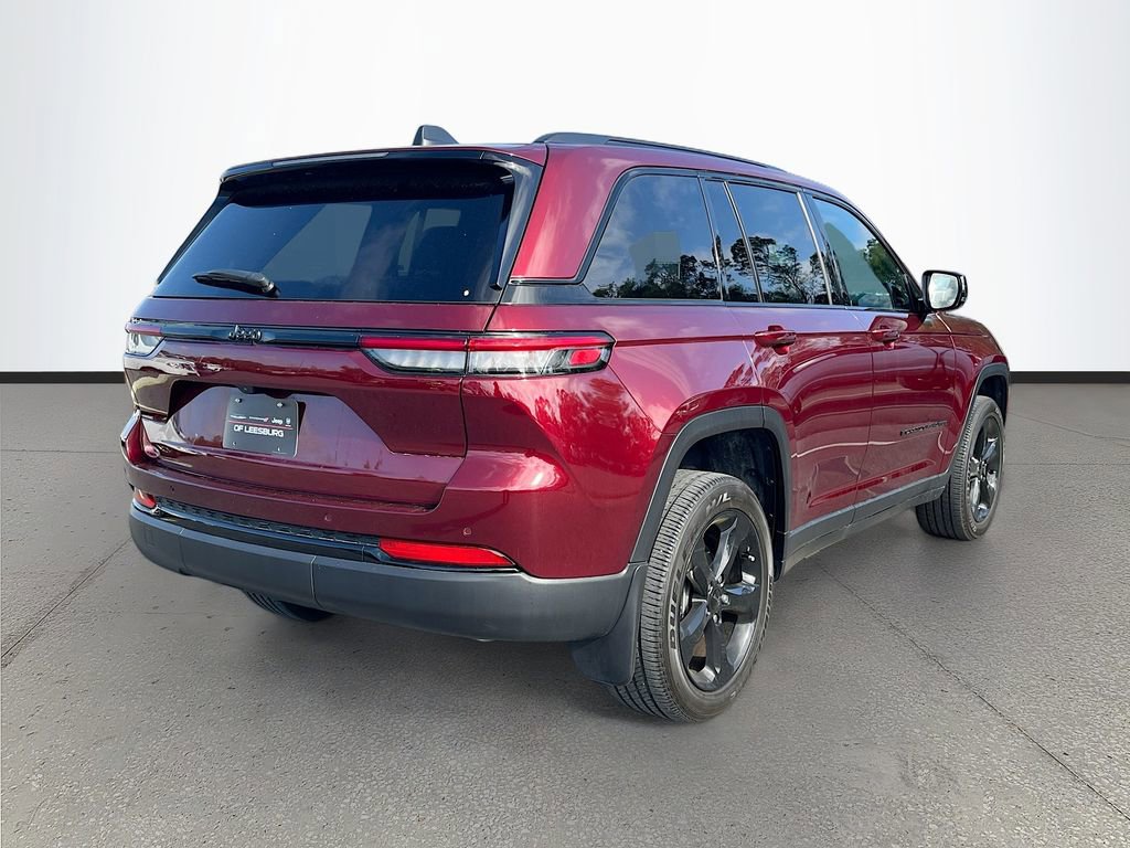 Used 2022 Jeep Grand Cherokee Altitude image 7