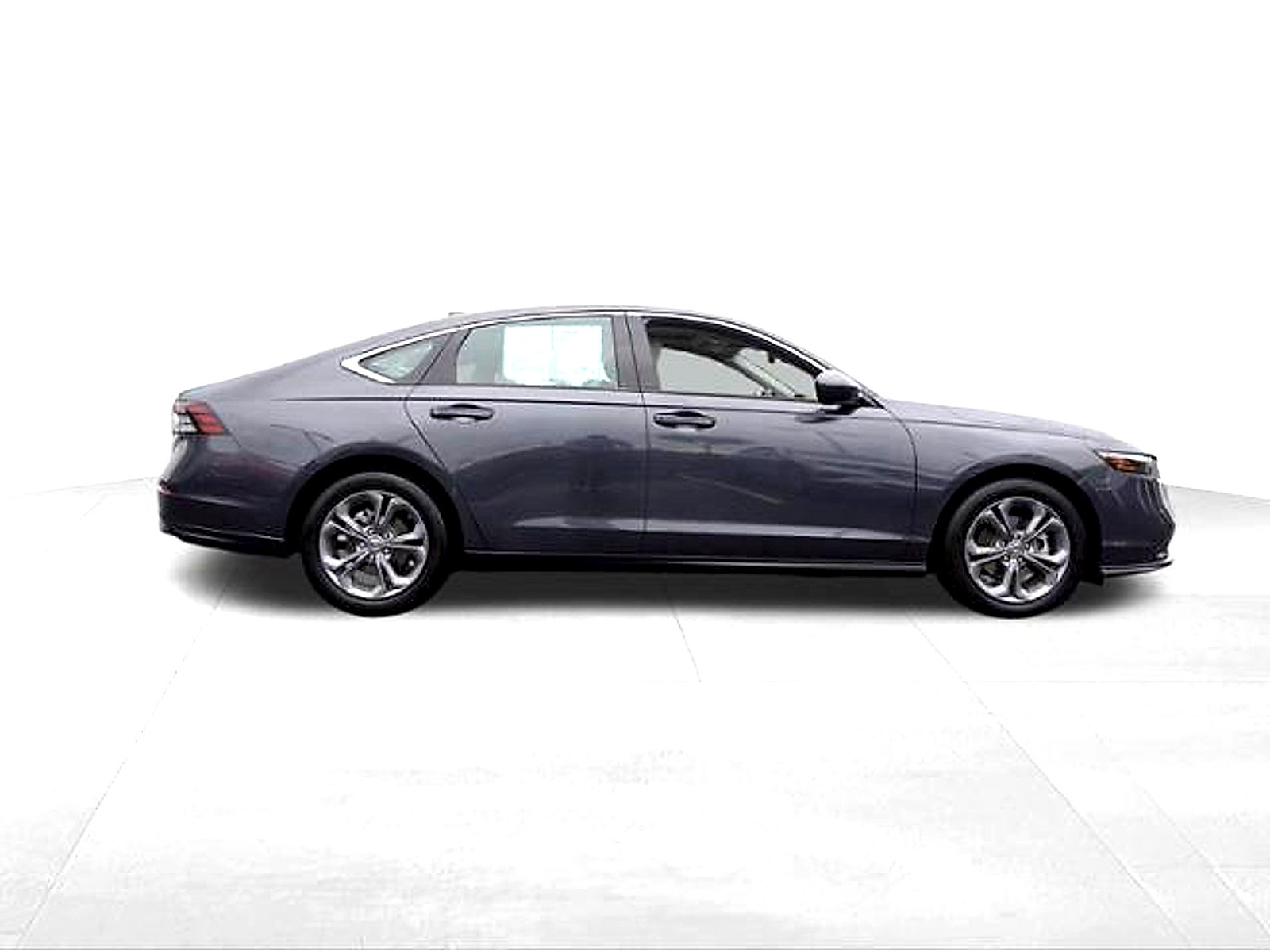 Used 2024 Honda Accord EX image 2