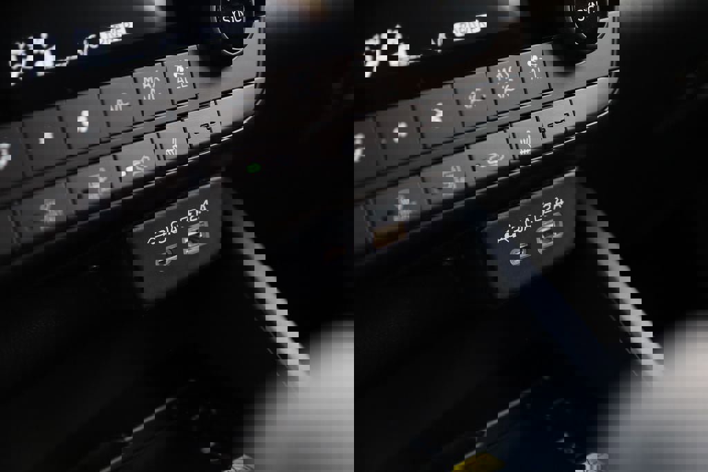 New 2026 Subaru Outback Limited XT image 18