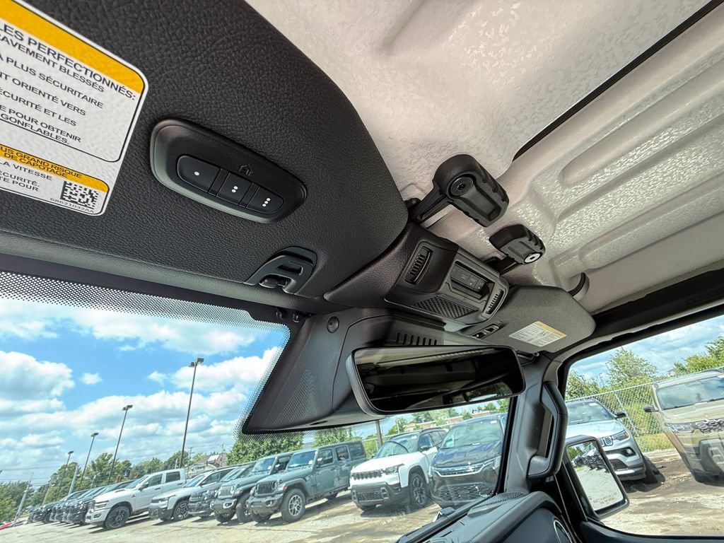 New 2026 Jeep Wrangler Unlimited Sahara AWD/4WD image 22