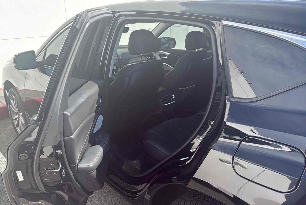 Used 2020 Acura RDX w/ Technology Package image 9