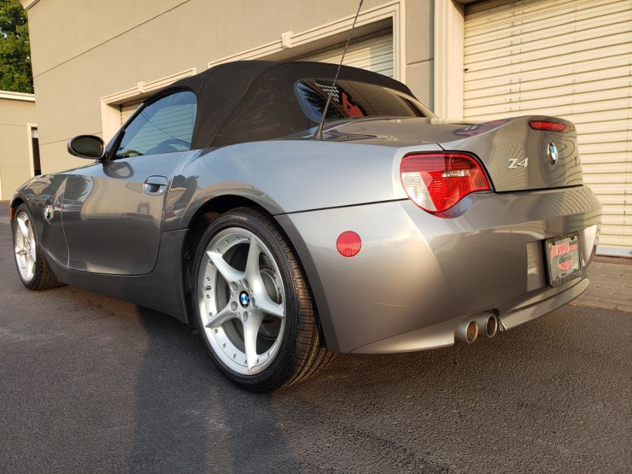 Used 2008 BMW Z4 3.0si image 40