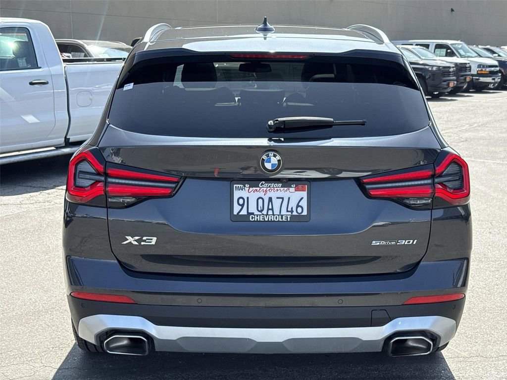 Used 2024 BMW X3 sDrive30i image 4