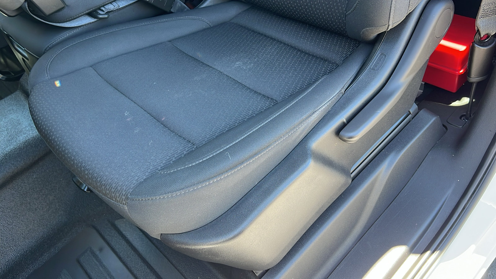 Certified 2025 Chevrolet Silverado 1500 W/T RWD image 15