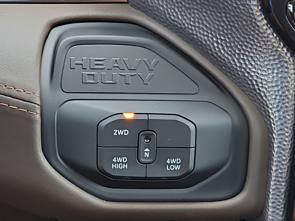 Used 2026 RAM 3500 Longhorn AWD/4WD image 27